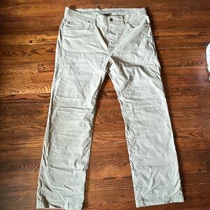 Men’s Prana Pants